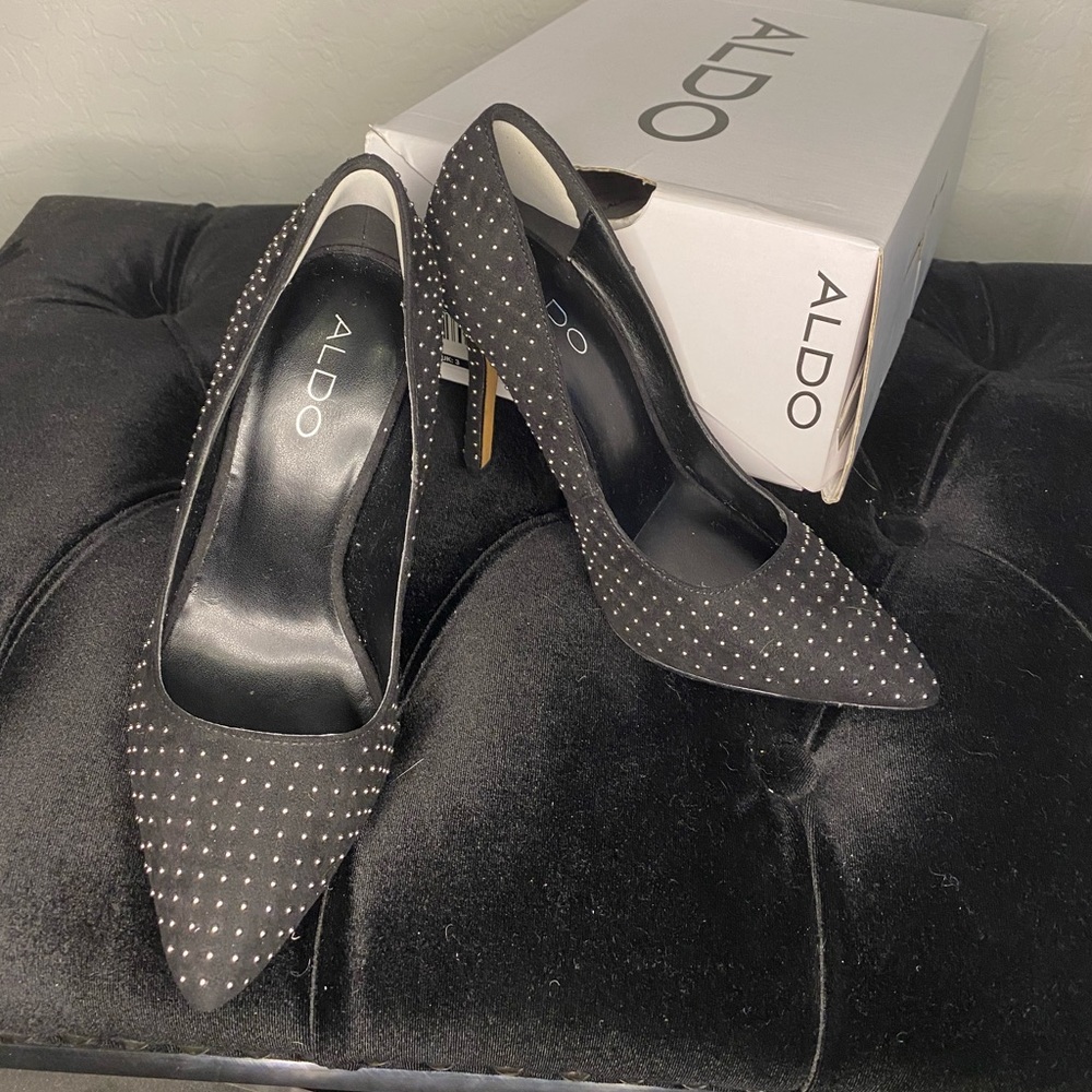 Aldo Cepparana Women’s Black Studded Pump 5.5